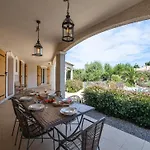 Vila Stylish With Terrace *