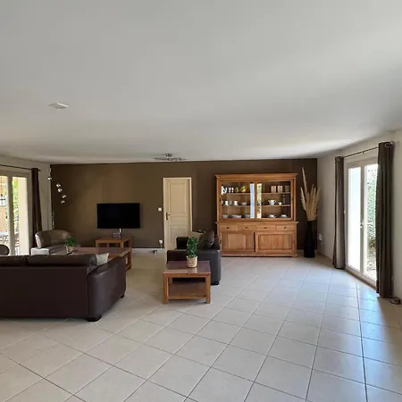 Luxurious With Private Swimming Pool Villa *