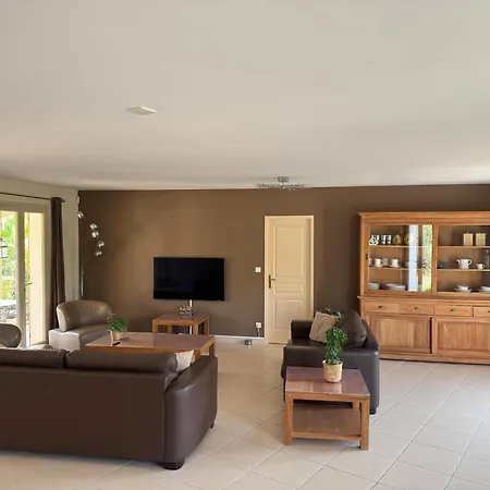 Βίλα Luxurious With Private Swimming Pool Pouzols-Minervois